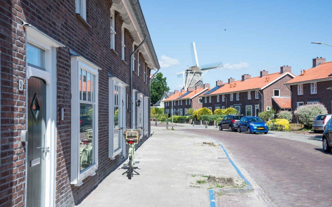 Renovatie/verduurza-ming 48 woningen Uwoon Harderwijk